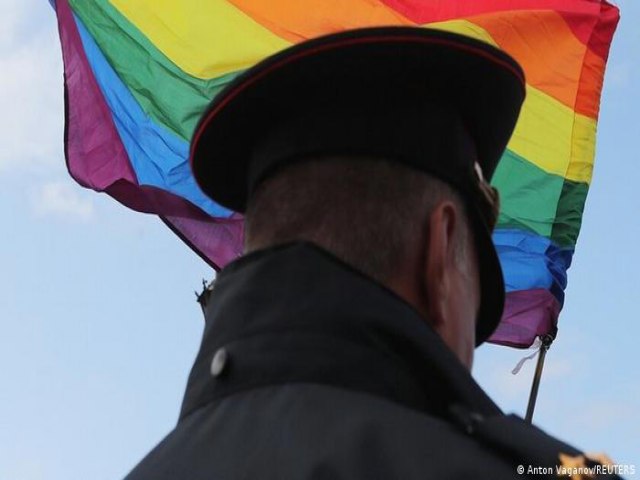 Dono de boate LGBT  preso por extremismo na Rssia