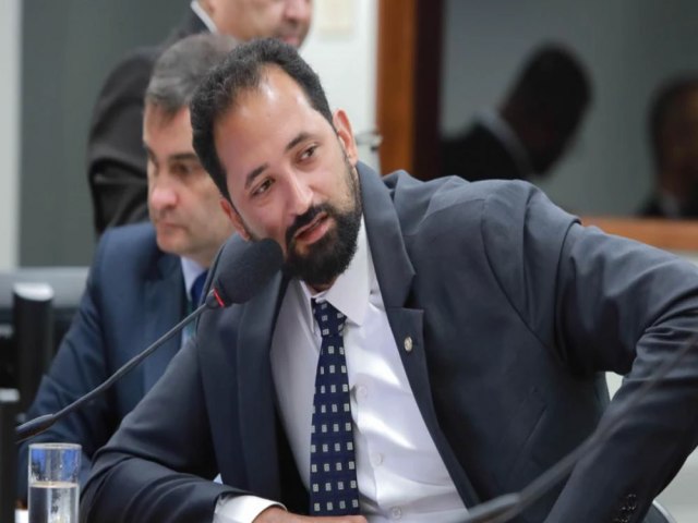 Deputado Maurcio do Vlei pede desculpas por votar pela recriao do DPVAT