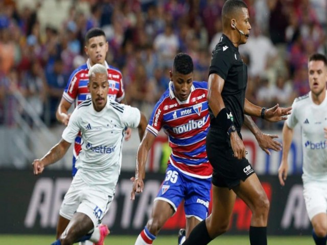 Fortaleza sofre gol no fim e empata com o Cruzeiro no Castelo pela Srie A