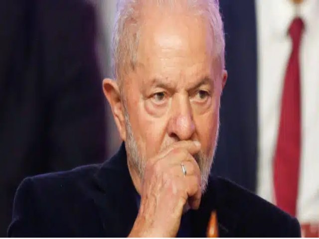 PANCADA: Governo Lula corta quase R$ 6 bilhes da Farmcia Popular, Auxlio Gs e outras reas
