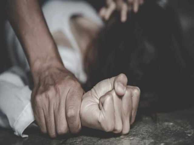 Pai suspeito de dar sonfero para estuprar filha de 13 anos  preso no Interior do Cear