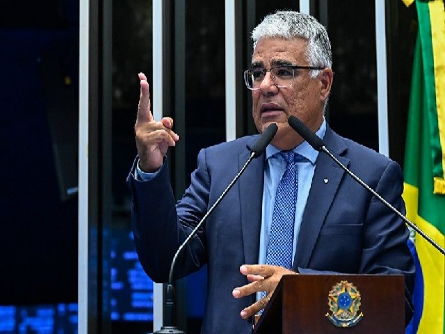 Fam�lias expulsas por criminosos poder�o ter prioridade em moradia e assist�ncia
