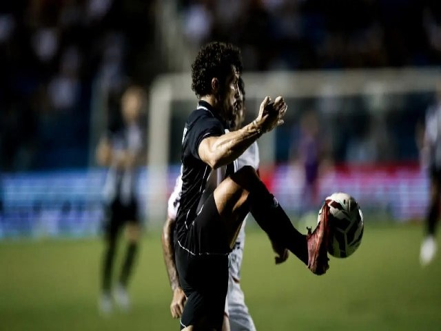 Cear� perde para o Botafogo-SP e segue pr�ximo ao Z4 da S�rie B