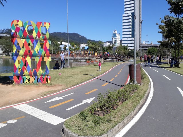 Nesta sexta-feira, apesar da massa de ar seco seguir atuando sobre SC.