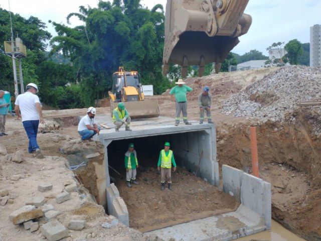 Nova ponte do Garcia tambm est sendo contemplada com galeria de drenagem