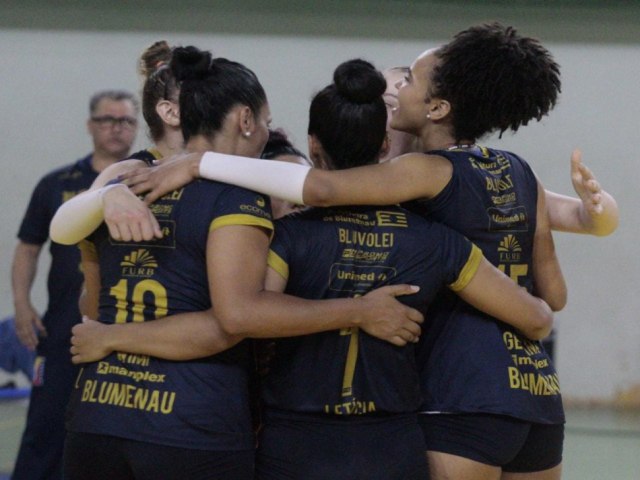 Bluvolei pode garantir classificao matemtica para as semifinais da Superliga B nesta sexta-feira, 03