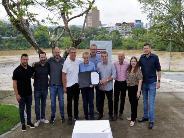 Revitalizao da Prainha  retomada em Blumenau