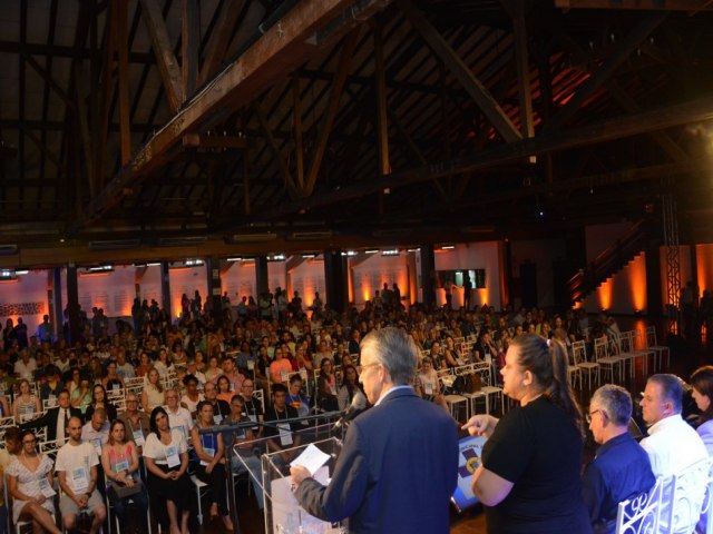 Mais de 430 pessoas participaram da 10 Conferncia Municipal de Sade: Amandio Castellain