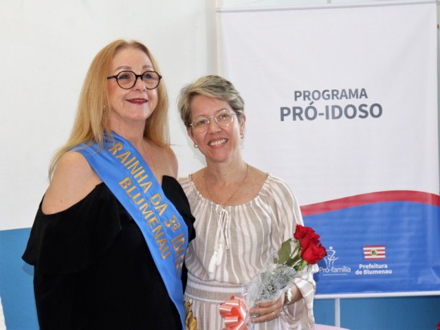 Pr-Famlia comemora Dia da Mulher com homenagens