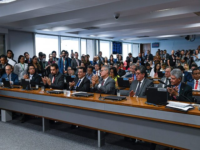 Congresso instala primeiras comisses mistas de MPs aps trs anos