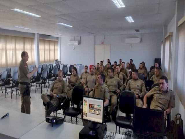 11 CRPM realiza reunio para tratar da segurana nas escolas