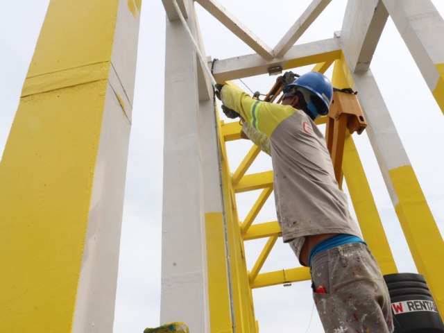 Carto Postal de Blumenau segue em fase de limpeza e pintura dos arcos