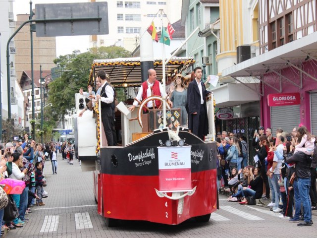 Comisso do desfile de 2 de setembro volta a se reunir