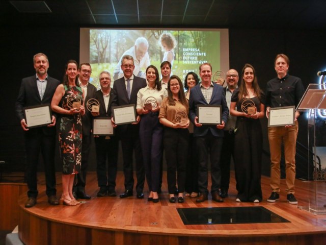 Oktoberfest Blumenau conquista prmio ambiental da ADVB