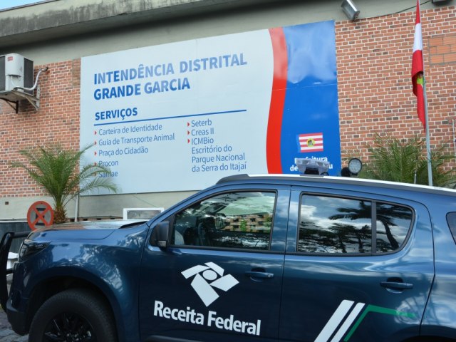 Populao do Distrito do Garcia  contemplada com posto de atendimento da Receita Federal