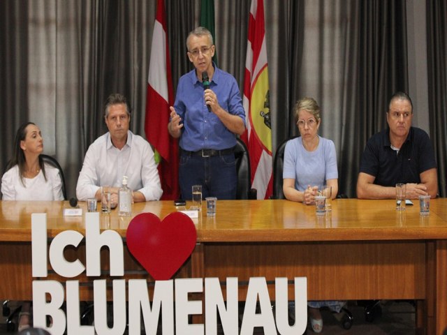 Prefeitura de Blumenau anuncia medidas de combate  dengue no municpio