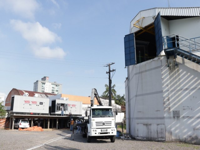 Dique da Fortaleza  contemplado com novo gerador