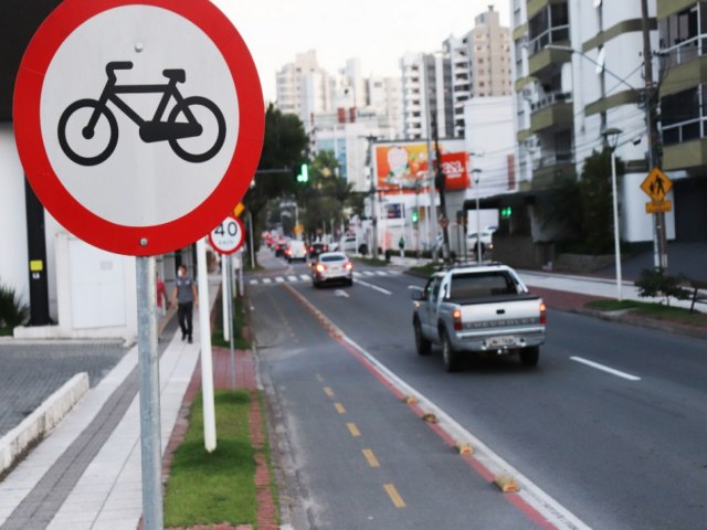 Ateno da Prefeitura com ciclistas  reconhecida pela ABC Ciclovias