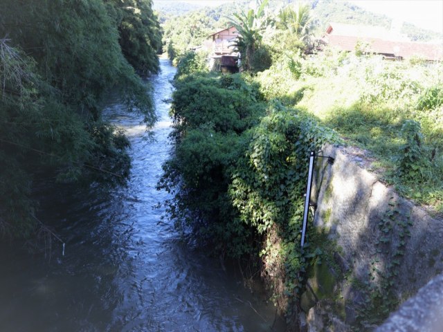 Defesa Civil instala rgua fsica para medio do Ribeiro Garcia