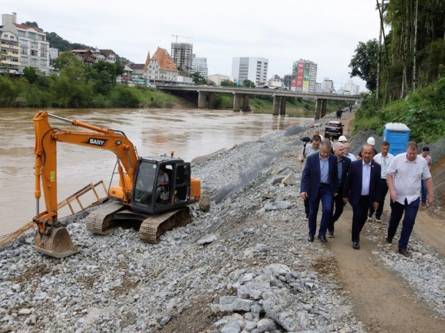 Obra da Margem Esquerda tem 40% do cronograma cumprido at o momento