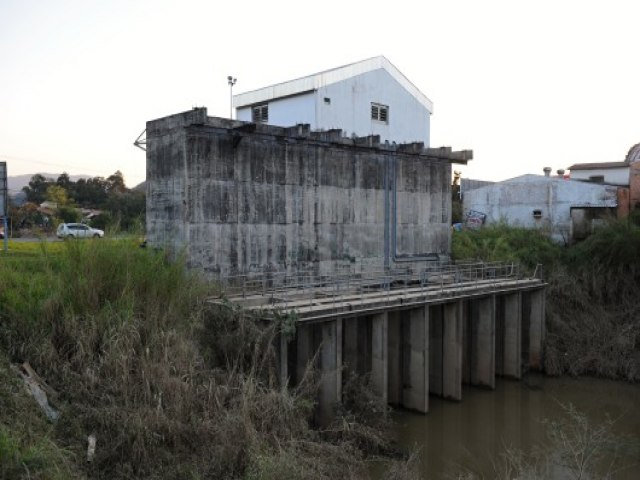 Obras do Dique Fortaleza em Blumenau sero retomadas pela Defesa Civil