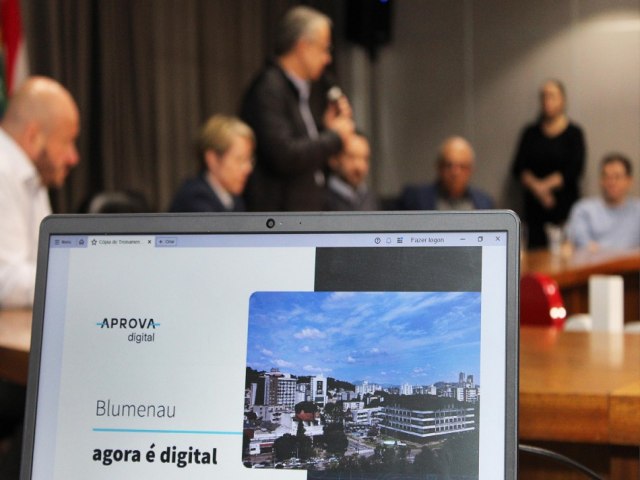 Blumenau contabiliza mais de 630 processos tramitados por meio do sistema Aprova Digital