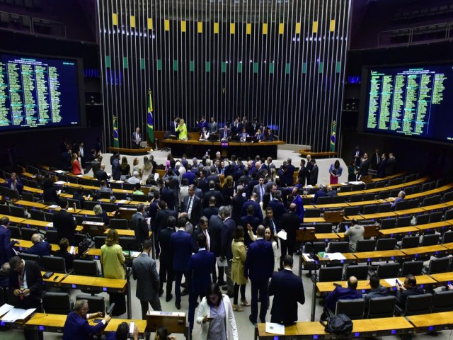 Cmara aprova projeto que favorece governo em votaes no Carf; texto vai ao Senado