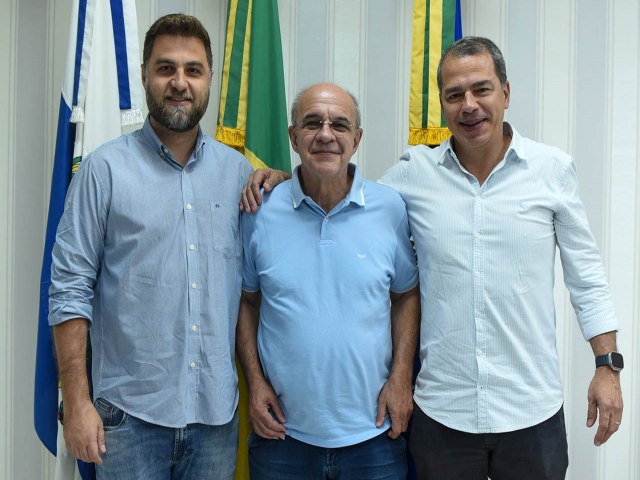 Desenvolvimento e Esporte - Wladimir recebe deputado Bandeira de Mello 