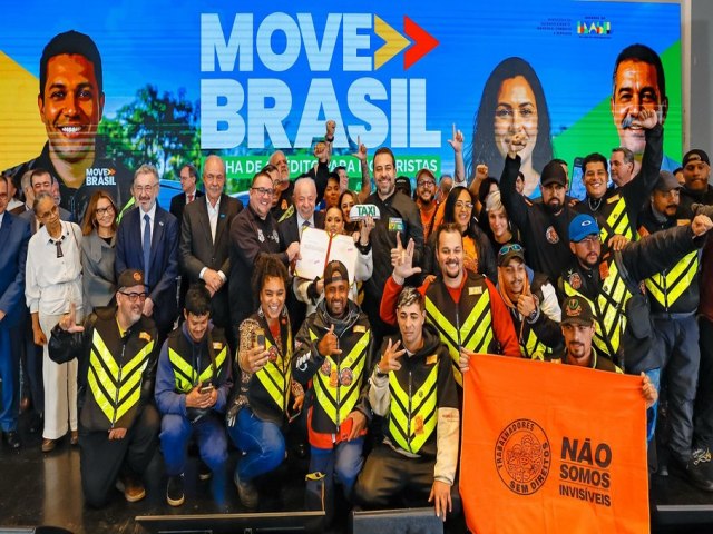 Lula cria programa de R$ 30 bilh�es para motoristas de aplicativos