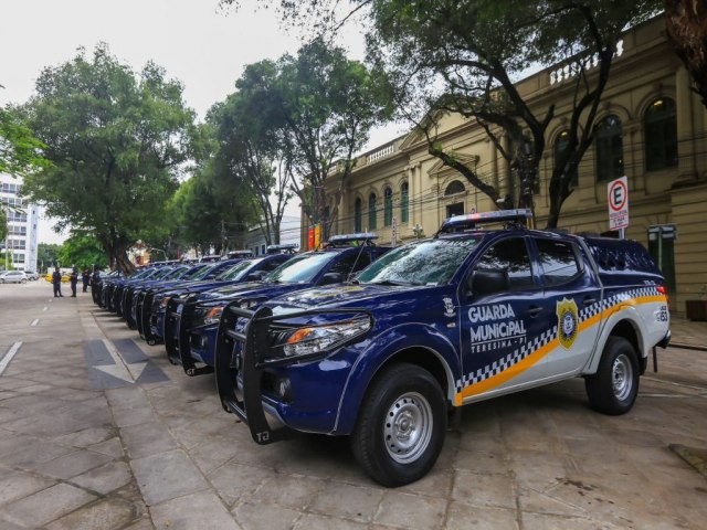 Guarda municipal de Teresina recebe novas viaturas e frota  100% renovada 