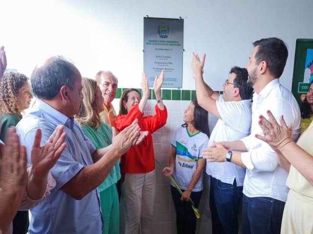 SO RAIMUNDO NONATO: Governador do Piau inaugura escolas em So Raimundo Nonato