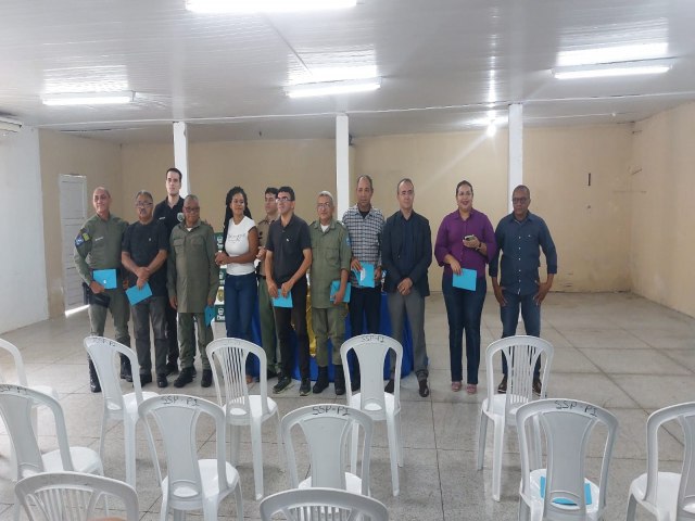 Moreiro participa de caf da manh com companheiros de trabalho da SSP/PI em homenagem aos aniversariantes do ms