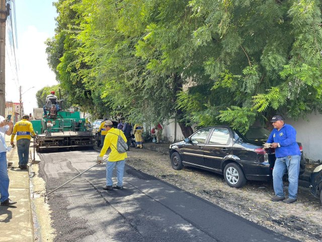 Em Teresina, Prefeitura inicia asfaltamento de todas as ruas do bairro Dirceu II