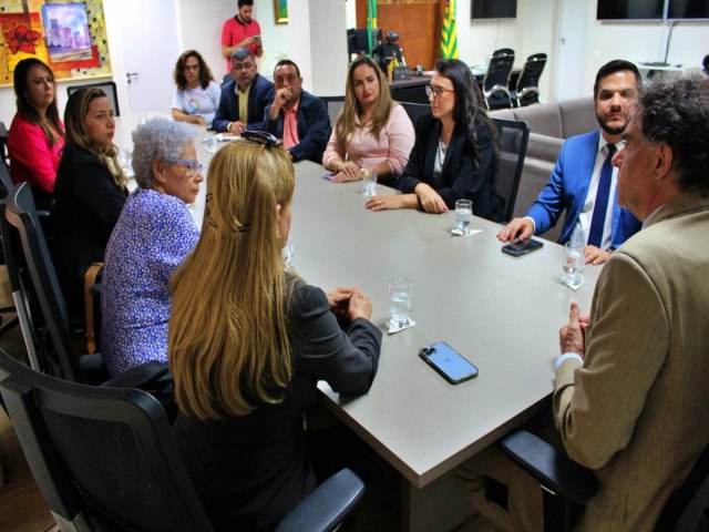 Semec participa de reunio sobre Justia Restaurativa na Educao