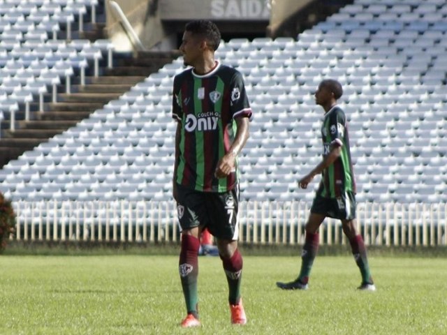 Fluminense-PI e Parnahyba derrotados na abertura do returno da Srie D