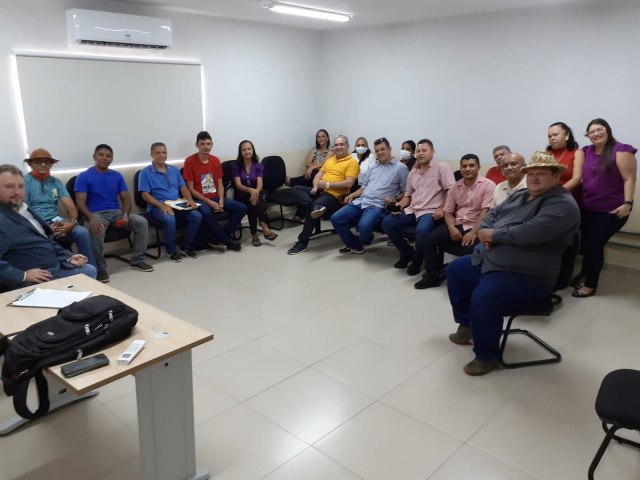 lderes Comunitrios e Defensoria Pblica cobraro obras do Oramento Popular de Teresina.