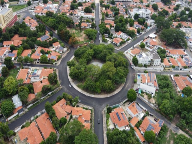 Prefeitura finaliza asfaltamento de 31 ruas no bairro So Cristvo, na zona Leste de Teresina