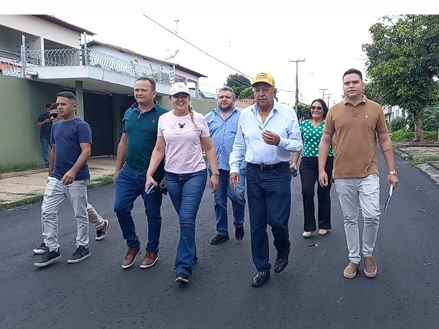 Prefeito de Teresina visita obras avanadas no Dirceu II, regio sudeste da capital do Piau