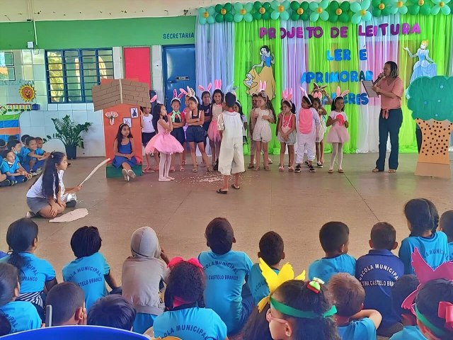 Projeto de leitura  realizado na Escola Municipal Altina Castelo Branco