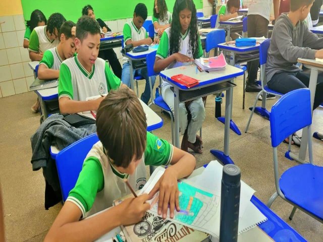 Escola Municipal Mrio Faustino promove oficina de desenho