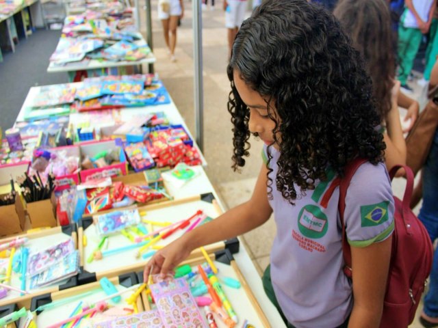 Estudantes da Rede Municipal de Ensino prestigiam o Salipi