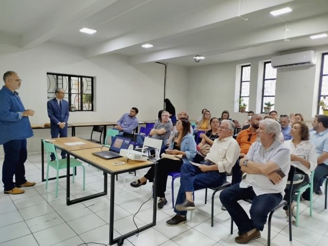 43 Assembleia do Conselho Municipal de Turismo (COMTUR) debate melhorias de infraestrutura, participao em feiras nacionais e Passaporte Digital