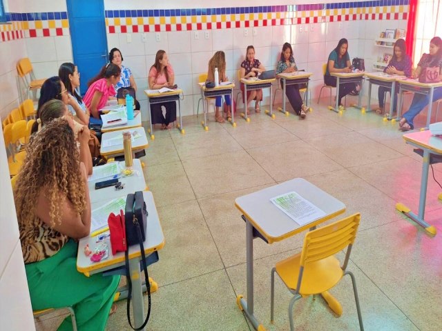 Escolas e CMEIs de Teresina se preparam para o retorno das aulas