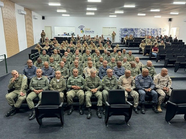 BEPI Inicia o 1 Curso de Operaes em Ambiente Rural para 45 policiais*