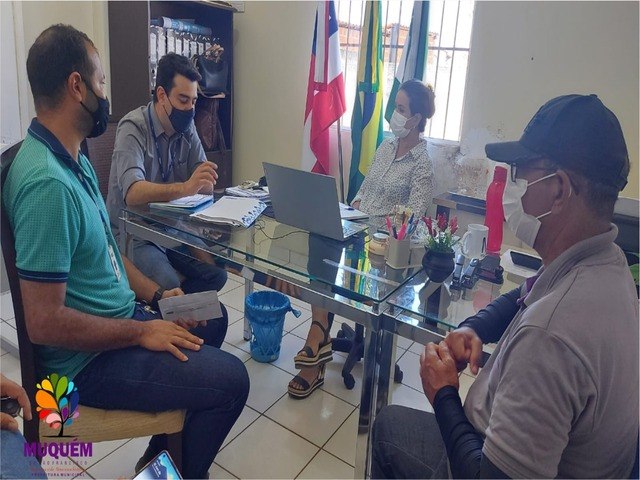 Mara Rios recebeu em seu gabinete os  gerentes da Embasa de Barreiras