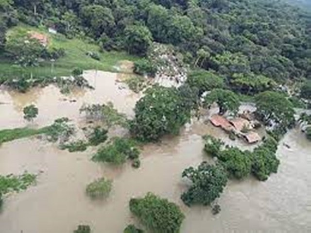 Veja como fazer doações para vítimas de enchentes na Bahia