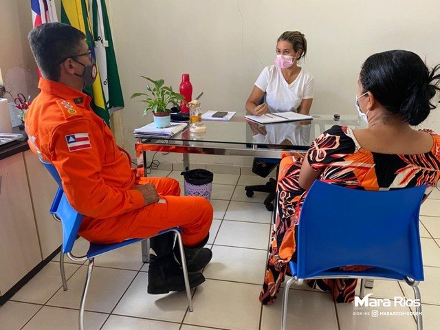 Mara Rios se reuni com o Major Bahia e a Secretaria de Assistência Social Renata Morais.