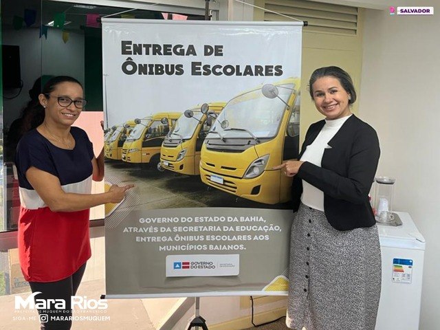 Prefeita Mara Rios recebe os novos nibus escolares