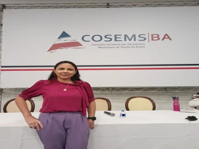 A Secretria de Sade de Muqum do So Francisco, Mayra Barros, participou da reunio do COSEMS e CIB em Salvador.