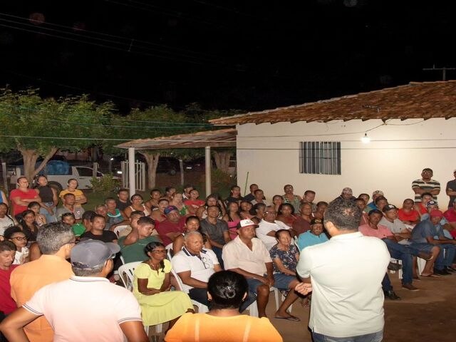 Mara Rios esteve em uma reunio produtiva na comunidade do Riacho da Serra Branca